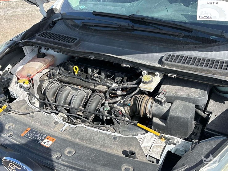 2015-ford-escape-image-10