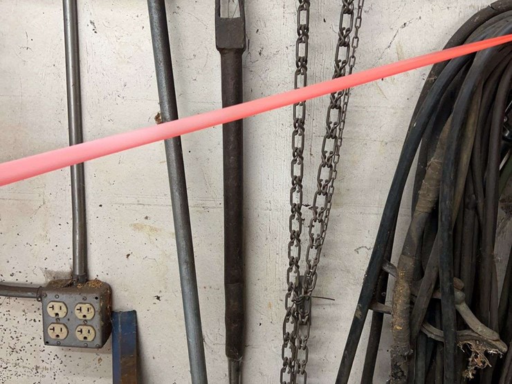 metal-shelving-and-tools-image-3