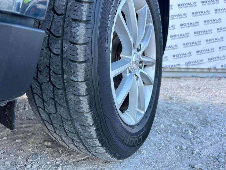 2014-dodge-journey-image-23