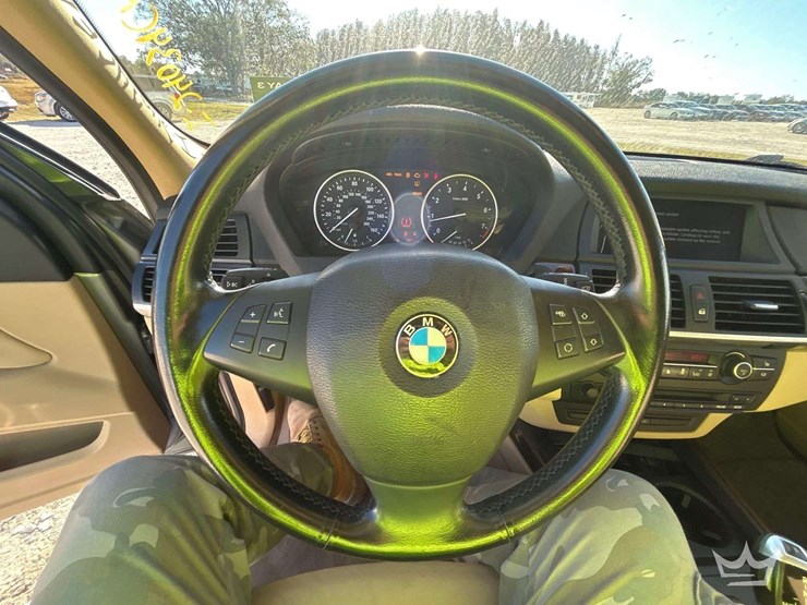 2013-bmw-x5-image-14