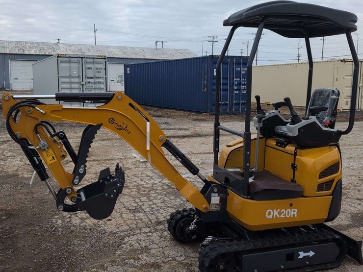 cfg-industrial-mini-excavator---qk20r---yellow-image-1