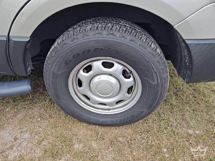 2017-ford-expedition-image-42