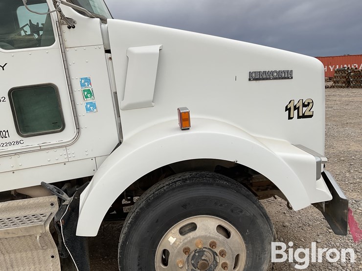 2008-kenworth-t800-image-11