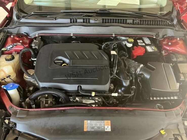 2015-ford-fusion-se-sdn-image-10