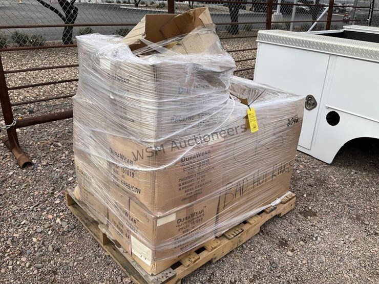 pallet-of-asst-rubber-boots-image-2