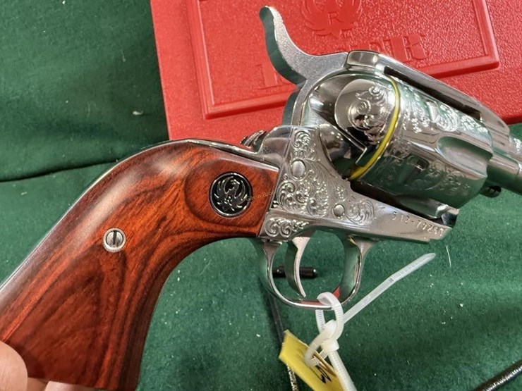 ruger-new-vaquero-mdl.05157-45-colt-revolver-image-4