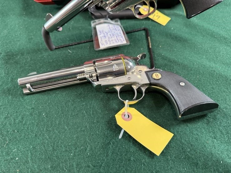 set-of-ruger-sass-new-vaquero-357mag-revolvers-image-3