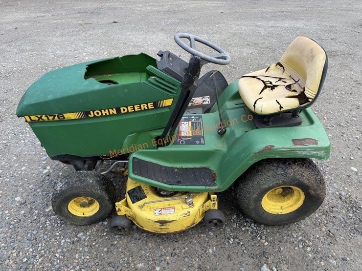 john-deere-lx176-image-1