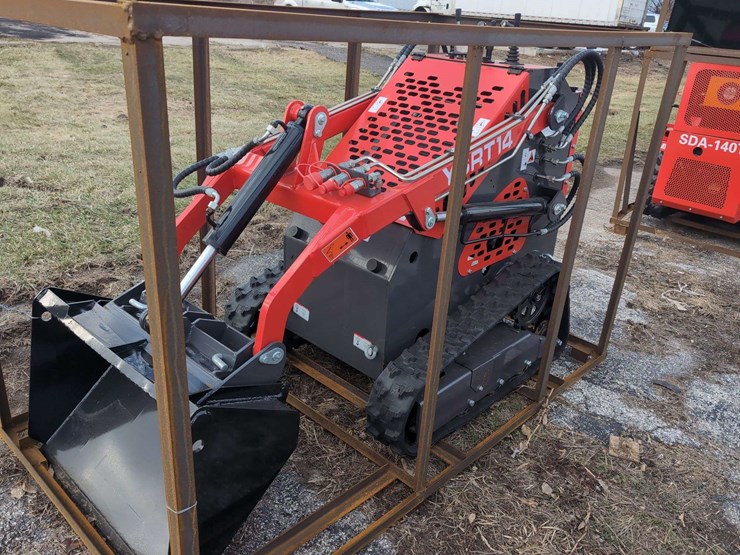 agt-mini-skid-steer-loader---ysrt14---red-image-4