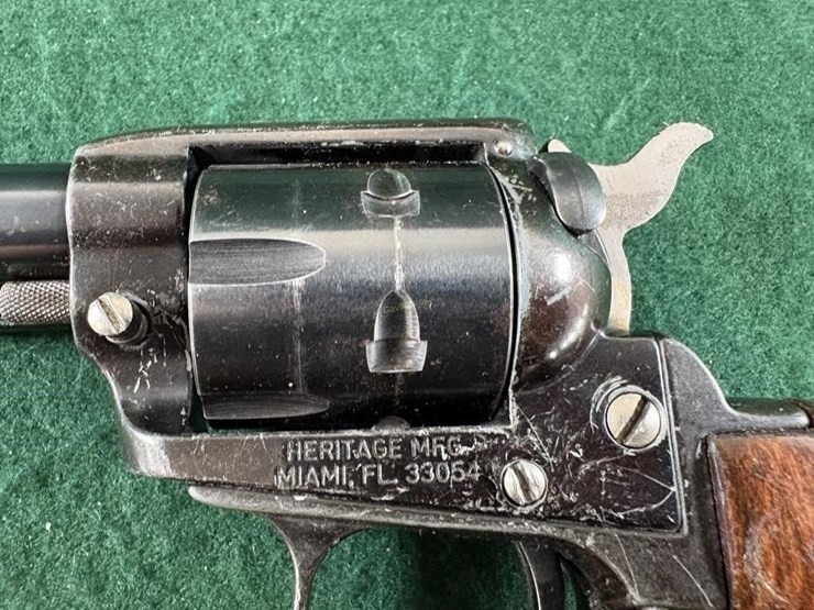 heritage-rough-rider-22lr-revolver-image-9