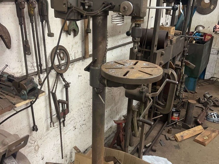 large-grinder-and-drill-press-image-7