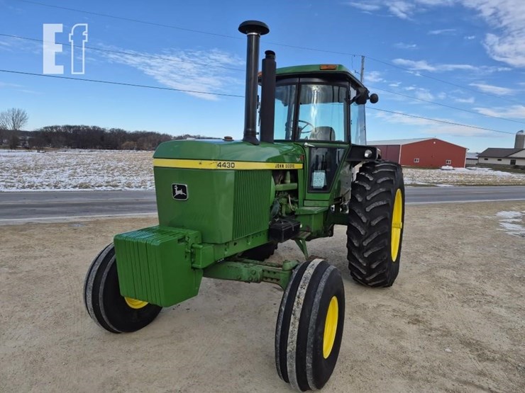 john-deere-4430-image-3
