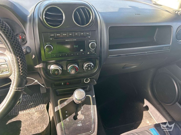 2012-jeep-compass-image-15