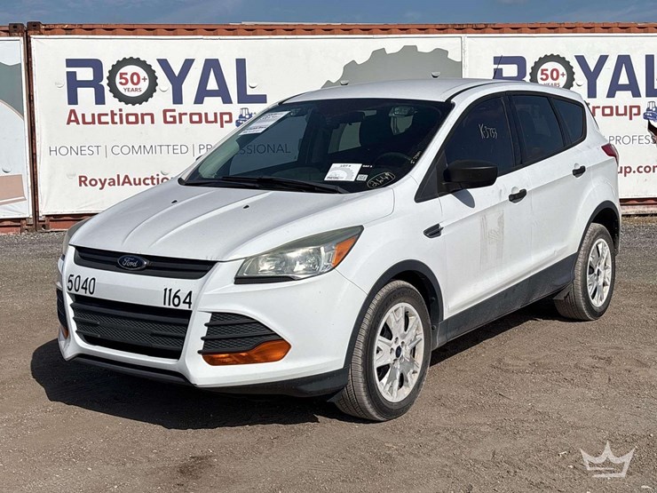 2015-ford-escape-image-1