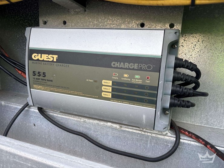 tug-boat-with-tri-axle-magic-tilt-boat-trailer-image-42