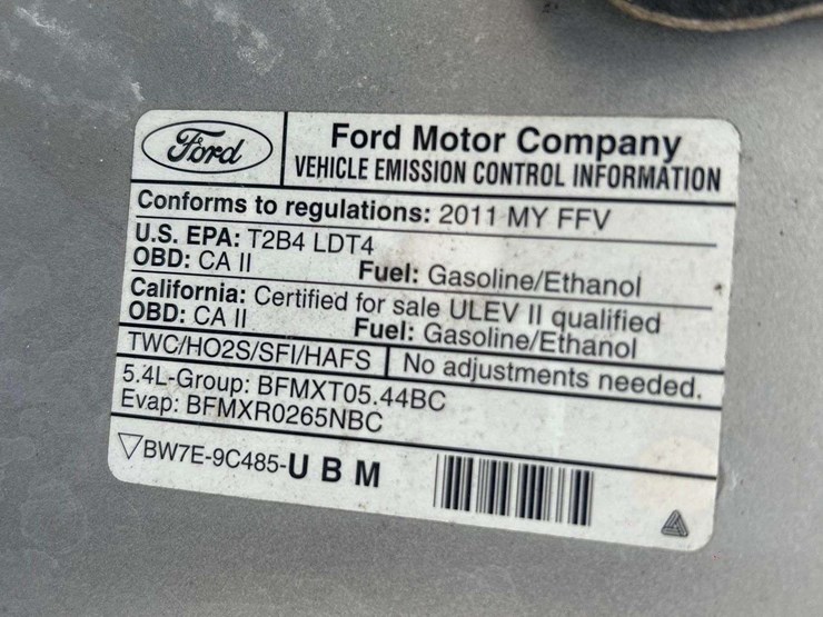 2011-ford-expedition-image-10