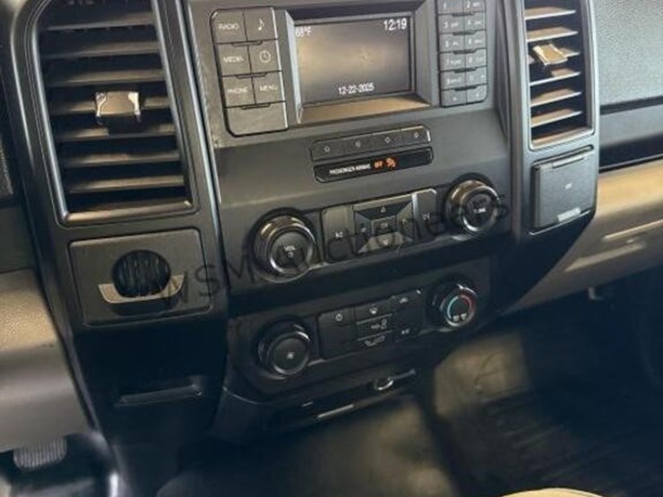 2016-ford-f150-image-18