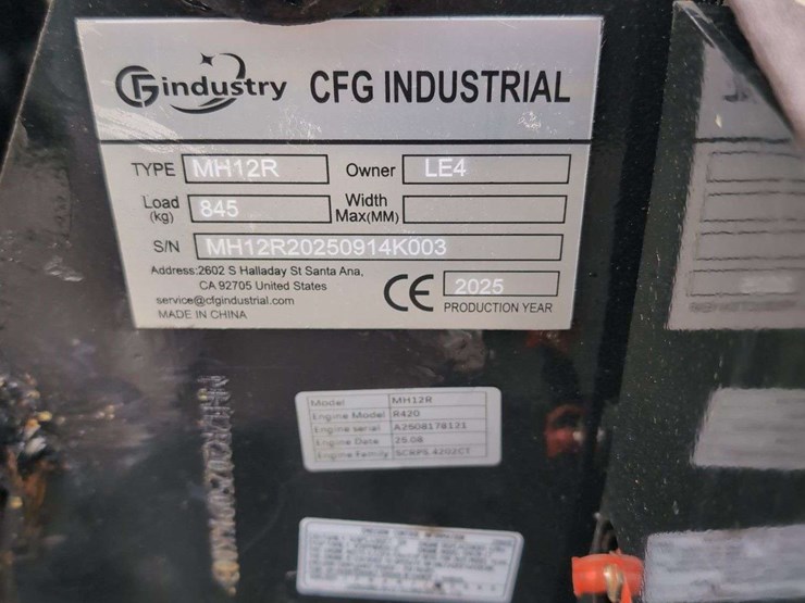 cfg-industrial-mini-excavator---mh12r---green-image-9