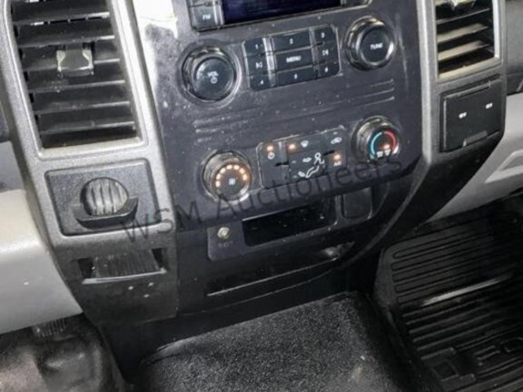 2017-ford-f250-image-18