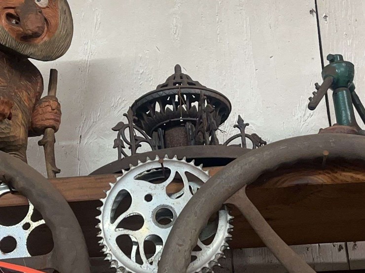 contents-of-left-side-of-the-shelf-image-3