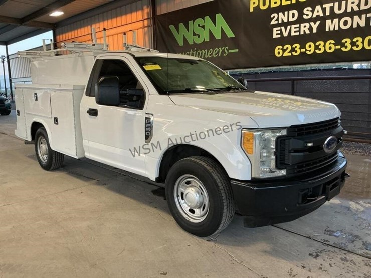 2017-ford-f250-image-2