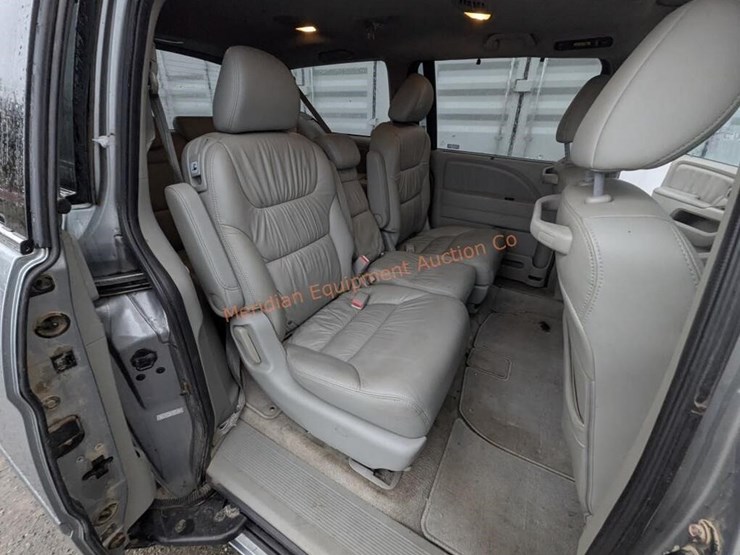 2009-honda-odyssey-image-14