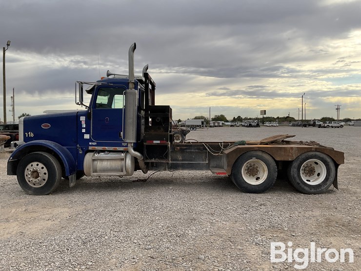 2007-peterbilt-378-image-8