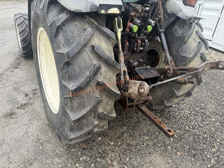 new-holland-tn95fa-image-19