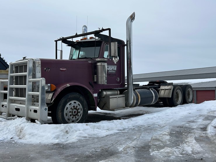 1994-peterbilt-379-image-2