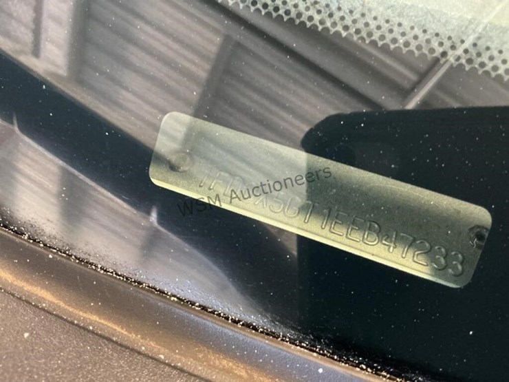 2014-ford-f550-image-17