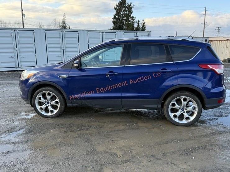 ford-escape-titanium-image-2