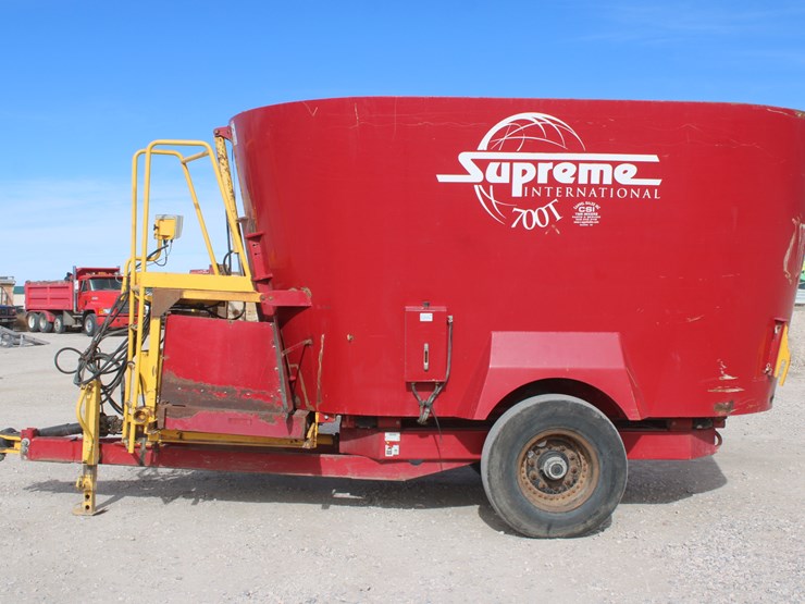 supreme-intl-700t-image-7