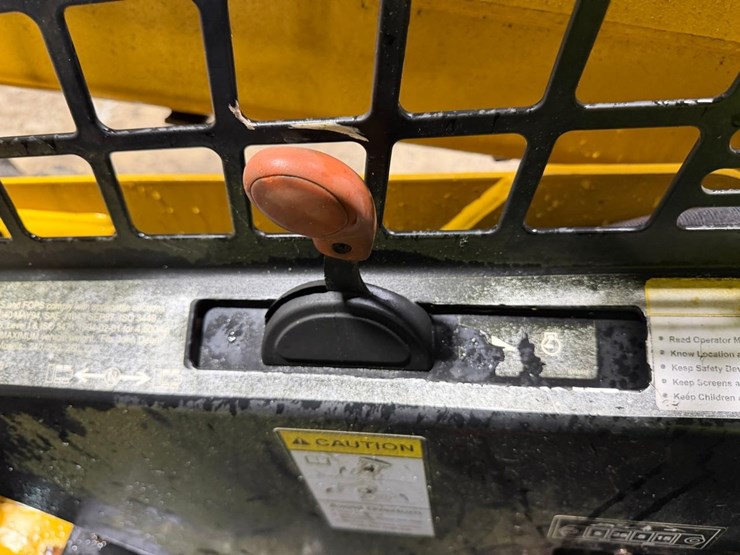 john-deere-250-image-19