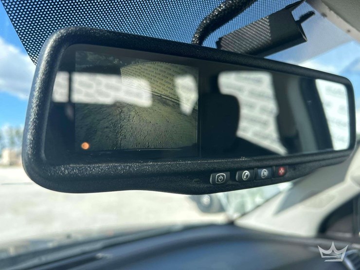 2012-gmc-acadia-image-16