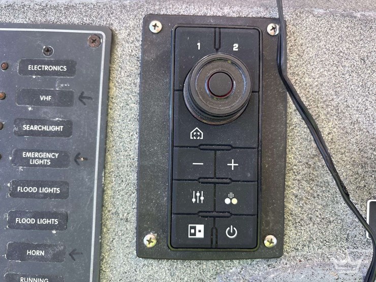 tug-boat-with-tri-axle-magic-tilt-boat-trailer-image-79