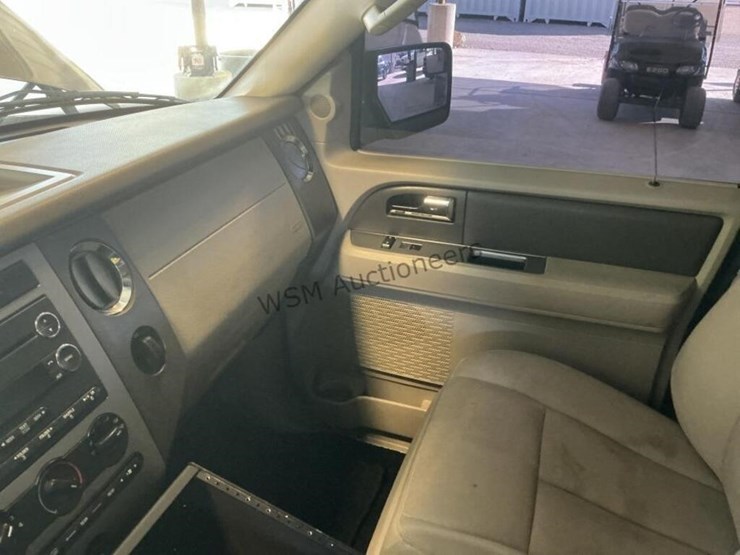 ford-expedition-image-19