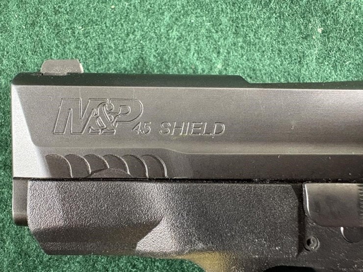 smith-&-wesson-m&p-45-auto-shield-pistol-image-7