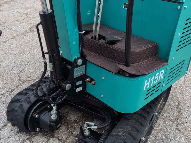 cfg-industrial-mini-excavator---h15r---green-image-12