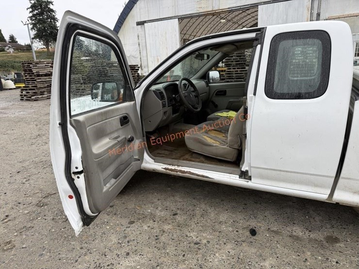 2004-chevrolet-colorado-image-17