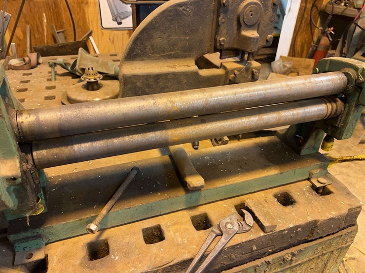 metal-working-table-image-18