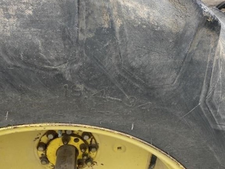 john-deere-8430-image-6