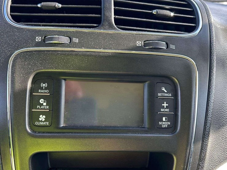 2014-dodge-journey-image-19