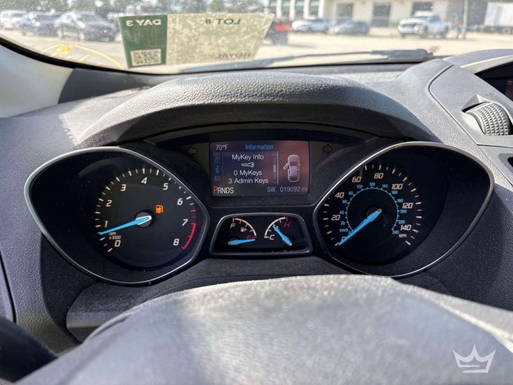 2015-ford-escape-image-7