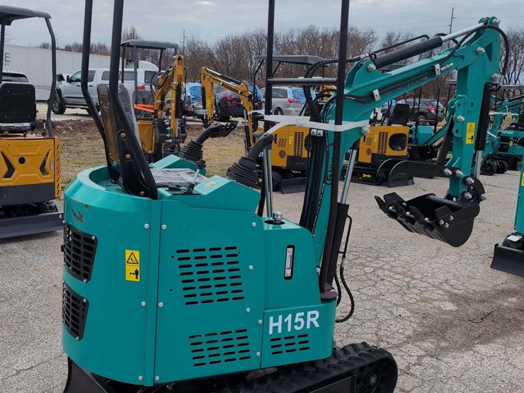 cfg-industrial-mini-excavator---h15r---green-image-8