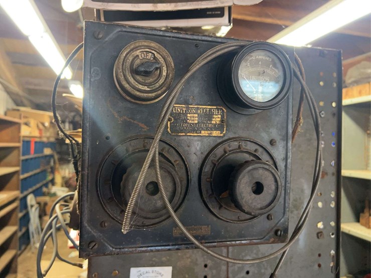 shelving-with-parts-image-14