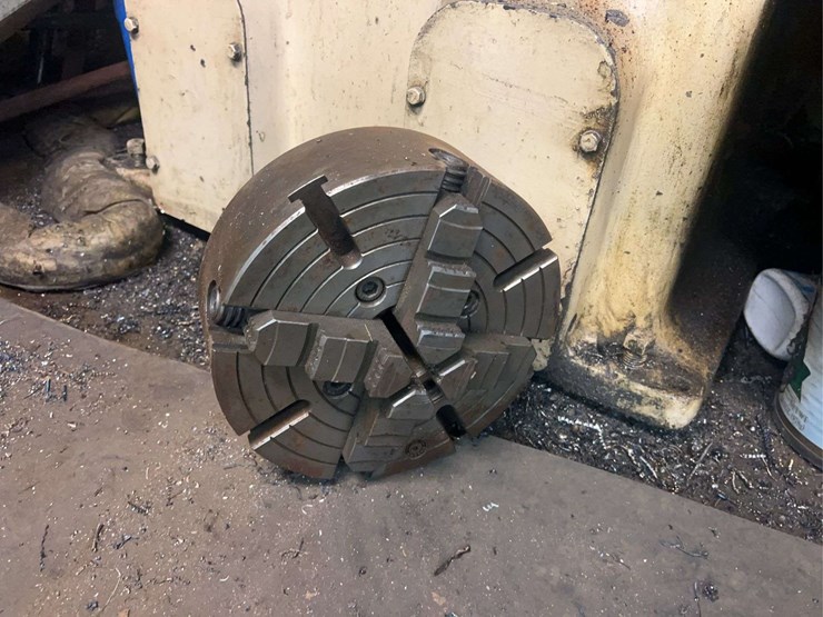 large-lathe-and-lathe-supplies-image-23