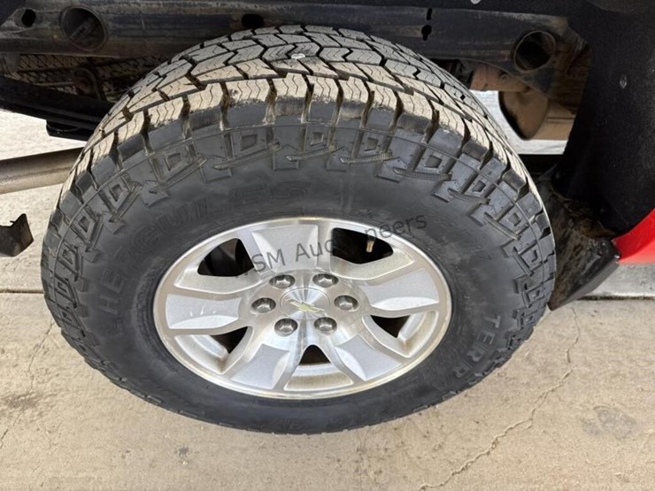 2015-chevrolet-silverado-1500-image-8