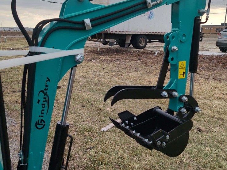cfg-industrial-mini-excavator---mh12r---green-image-8