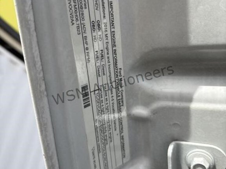 2016-ford-f550-image-22