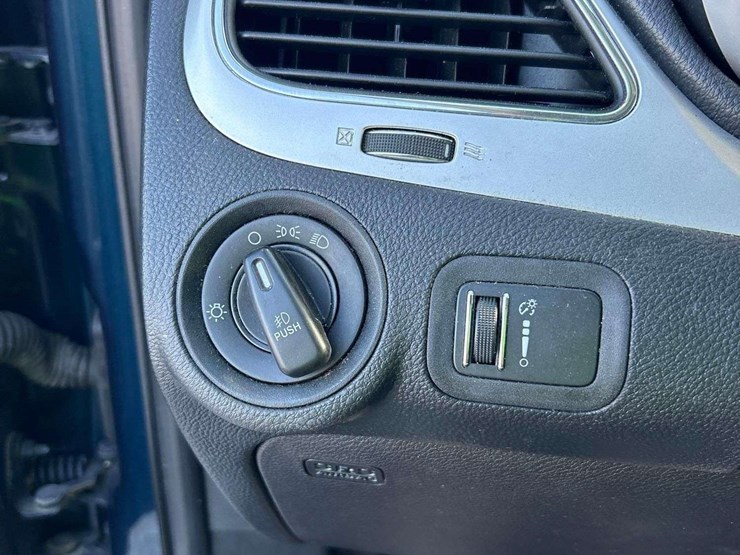 2019-dodge-grand-caravan-image-17